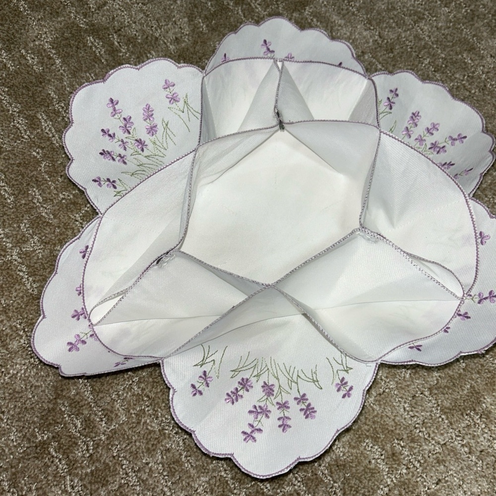 Embroidered Linen Hot Roll Basket Liner Bread Cover Bun Warmer Lavender